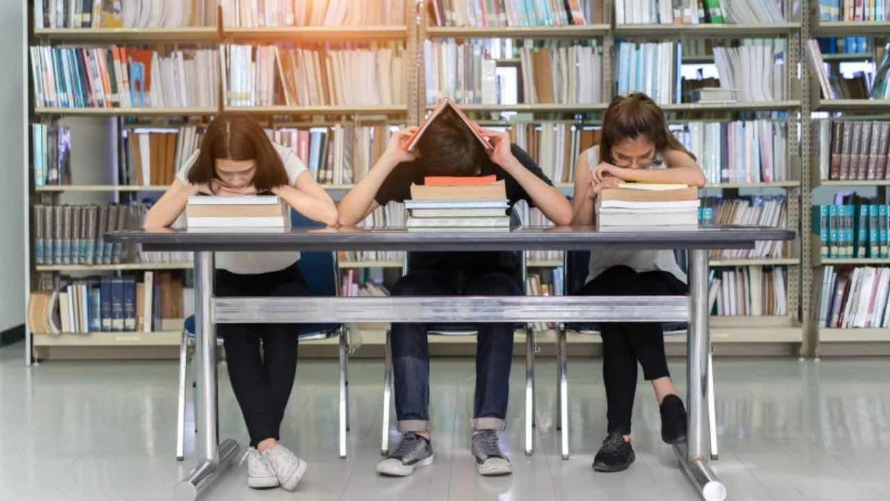 What is GCSE? Why Students in the UAE Should Take It Seriously